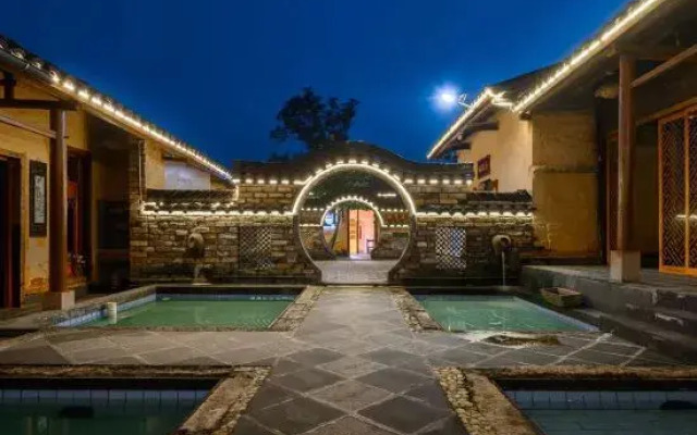 Loushixiehou Guesthouse