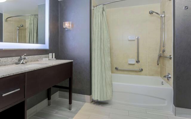 Homewood Suites by Hilton Long Island-Melville