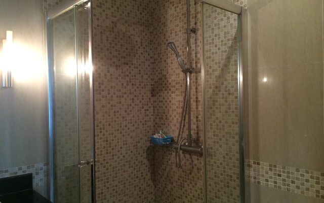 Grand 39 Tower Serviced Apartment