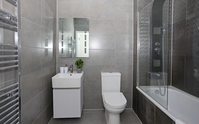 Sapphire House Apartments