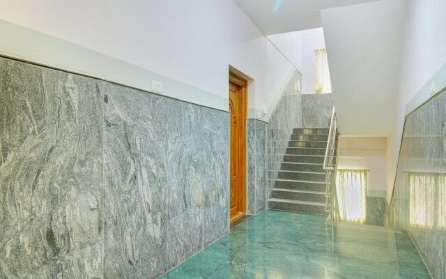 OYO 6732 Dheeran Residency