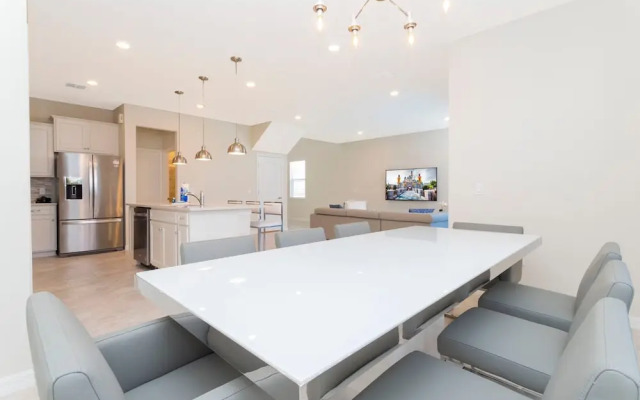 7220ol Fantastic 5BD Close to Disney