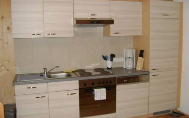 Apart Luca
