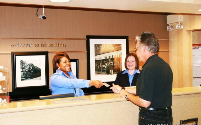 Hampton Inn Massillon