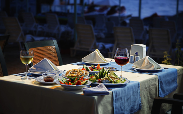 Lavitas Hotel