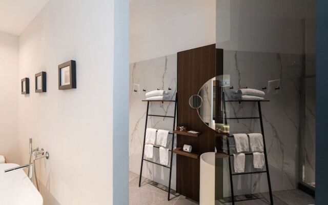 Agra Suites