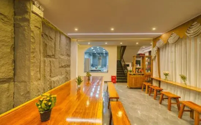 Anning Zhenxi Hot Spring Homestay
