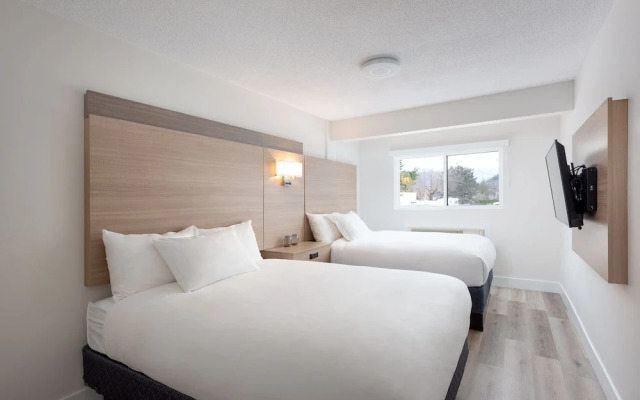 Harrison Grand Motel LTD.