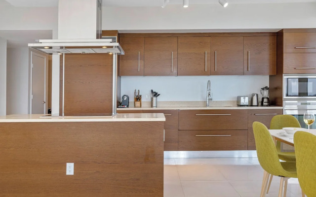 Cesar Suites at Icon Brickell Miami