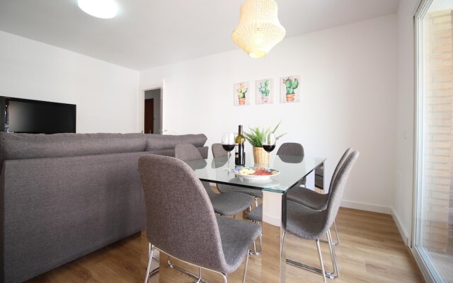 Del Parque Flats - Zamarrilla
