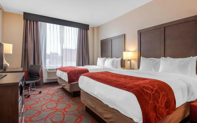Comfort Inn & Suites near Stadium