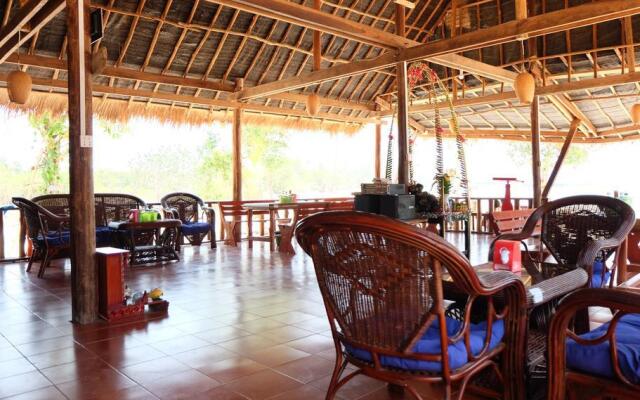 Dolphin Bay resort