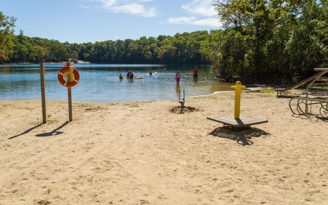 Sun Retreats Peters Pond