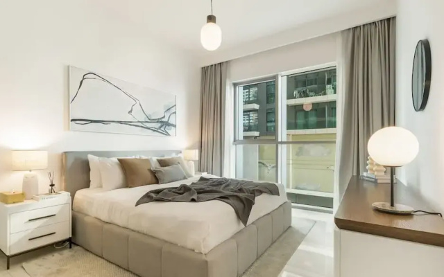 Modern 2BR w Direct Beach Access Emaar Beachfront - Apartment in ดูไบ - Photo 5