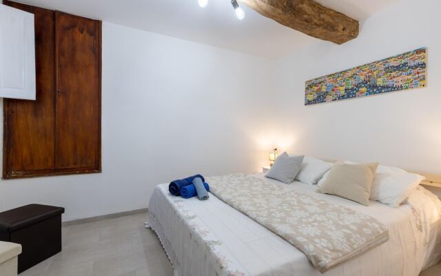 Leyla s Flat in Pratolino