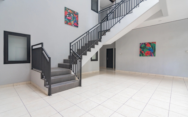 RedDoorz near Exit Toll Pasteur 4