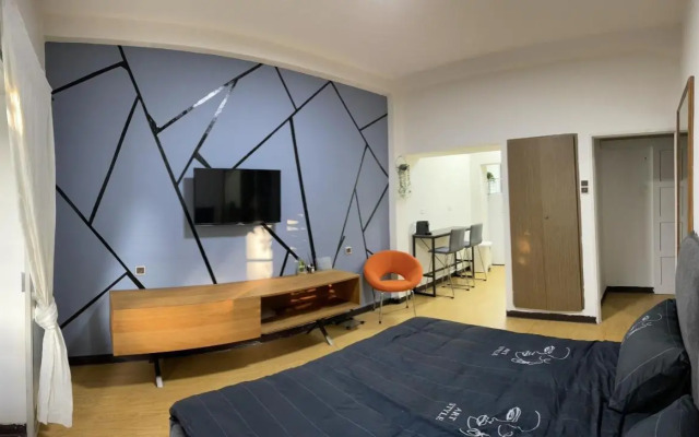 Bat Galim - Mirror Apartment by the beach