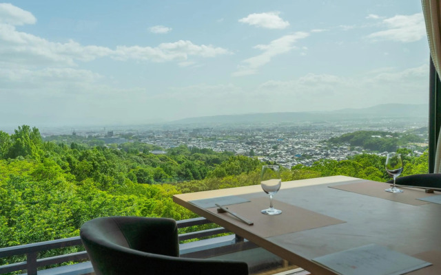 ANDO HOTEL NaraWakakusayama～DLIGHT LIFE & HOTELS～