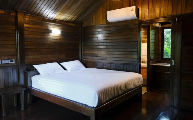 Lush Inn Phuket
