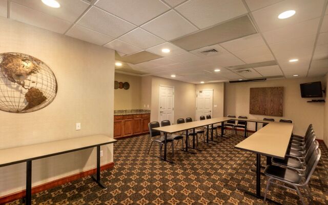 Homewood Suites Kansas City/Overland Park