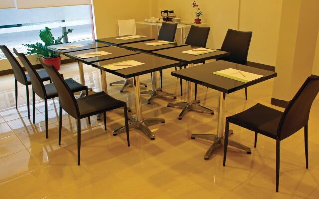 Orlen Hotel