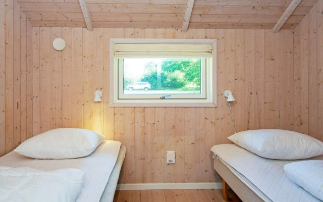 6 Person Holiday Home in Toftlund