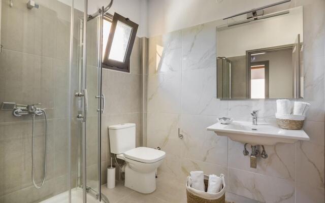 Makis Hotel Skala
