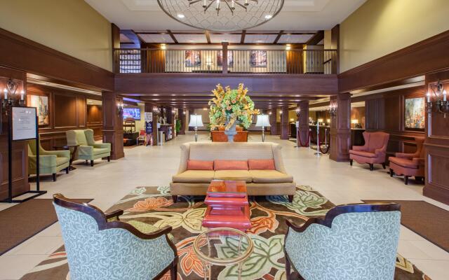 Crowne Plaza Louisville Airport Expo Center, an IHG Hotel