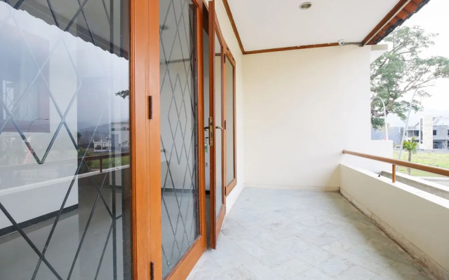 Panorama Villas Batu F-16 by RedDoorz