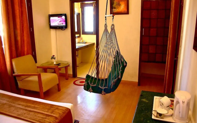 Hotel Kasauli Woods