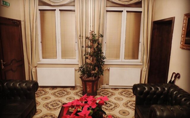 Boutique Hotel Empress