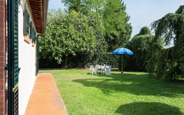 Montignano Studio With Pool