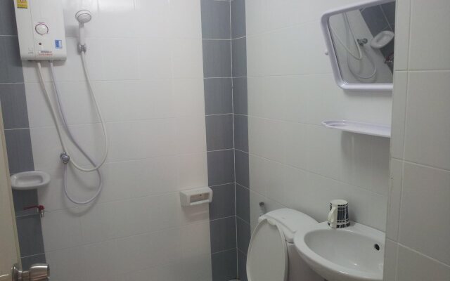 Bangsean Room Female Dormitory