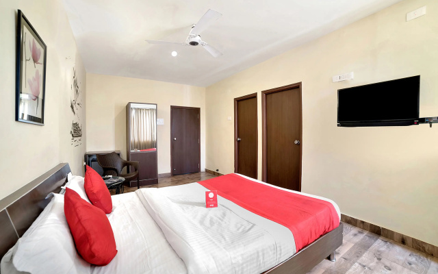 OYO 674 Apartment Hotel Manar Luxury Suites