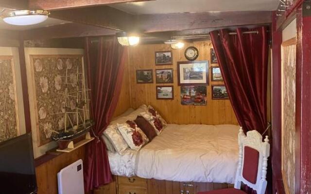 Rare 1954 Renovated Vintage Lorry - Costal Location