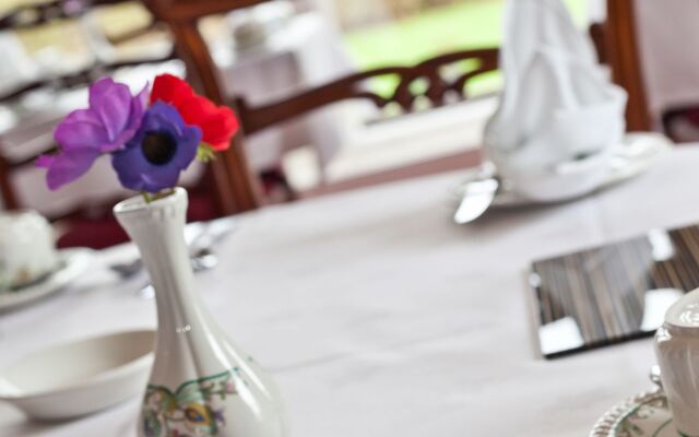 Beaumont House with FREE off-site Health Club - Adults Only