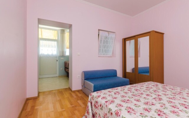 Awesome Home in Orasac With Wifi and 1 Bedrooms