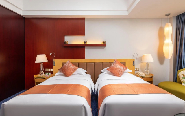 Zhuhai Charming Holiday Hotel