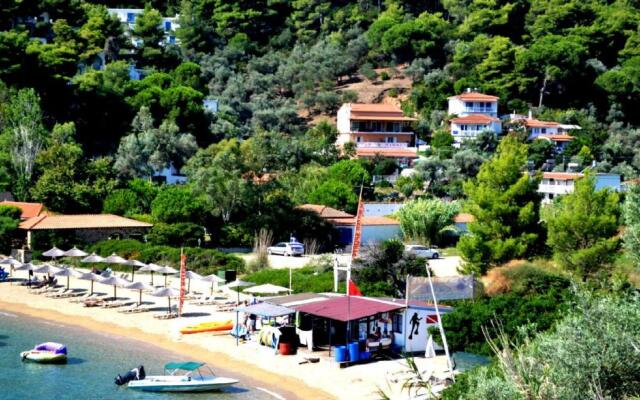 Tzaneria Apartments