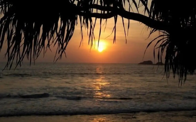 Time N Tide Beach Resort