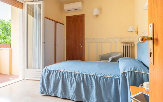 Hotel Touring Falconara Marittima