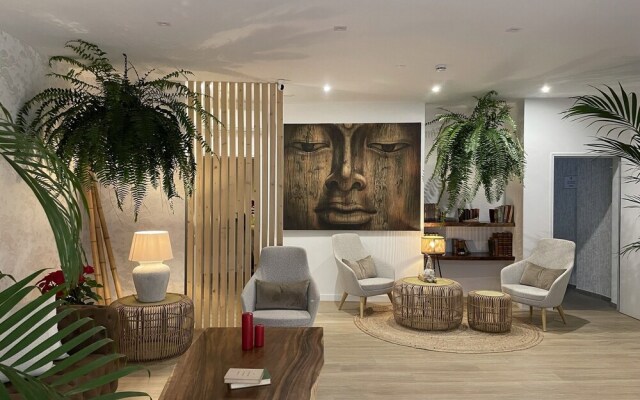 Hotel Emblemtico Hi Suites