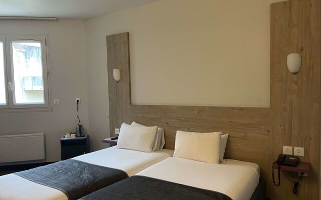 Kyriad Saint Fargeau Ponthierry Apollonia