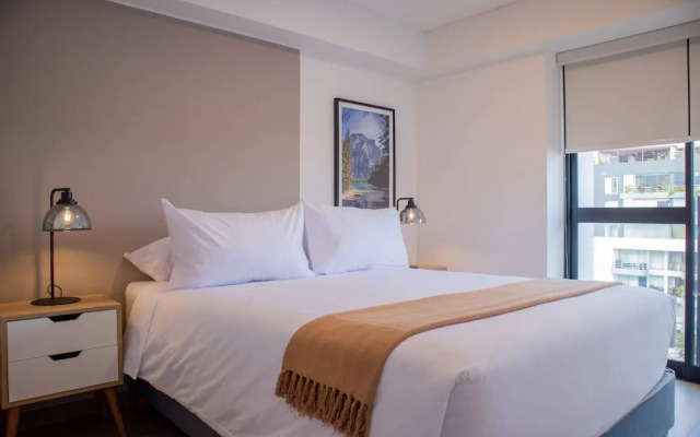 w Amazing 2BR w Balcony in San Isidro