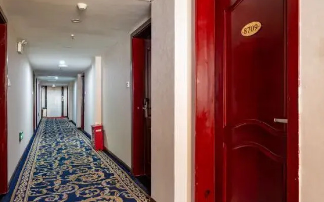 Jiaju Fengqing Hotel