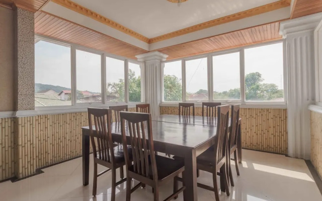 Kos Fitriaendika by RedDoorz