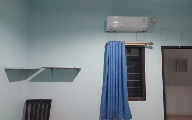 Kabin Kapsul Kayu Jati V Jakarta - Male Only - Hostel