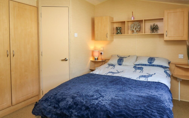 Caravan 2 at Blackmoor Farm Near Tenby
