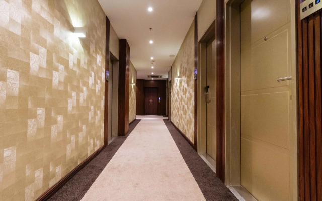 RedDoorz Premium @ South Triangle Quezon City