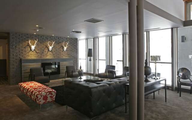 The Ridge Hotel & Apartments